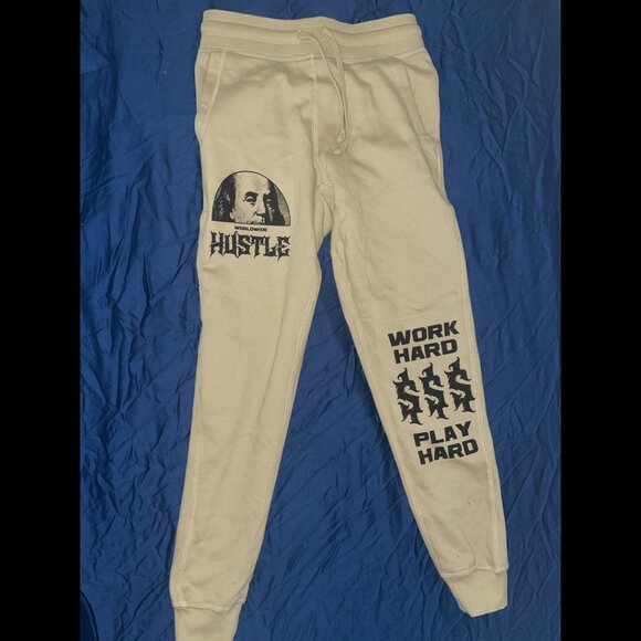 Brand New Men's Cream Joggers W/ Design - Picture 1 of 4